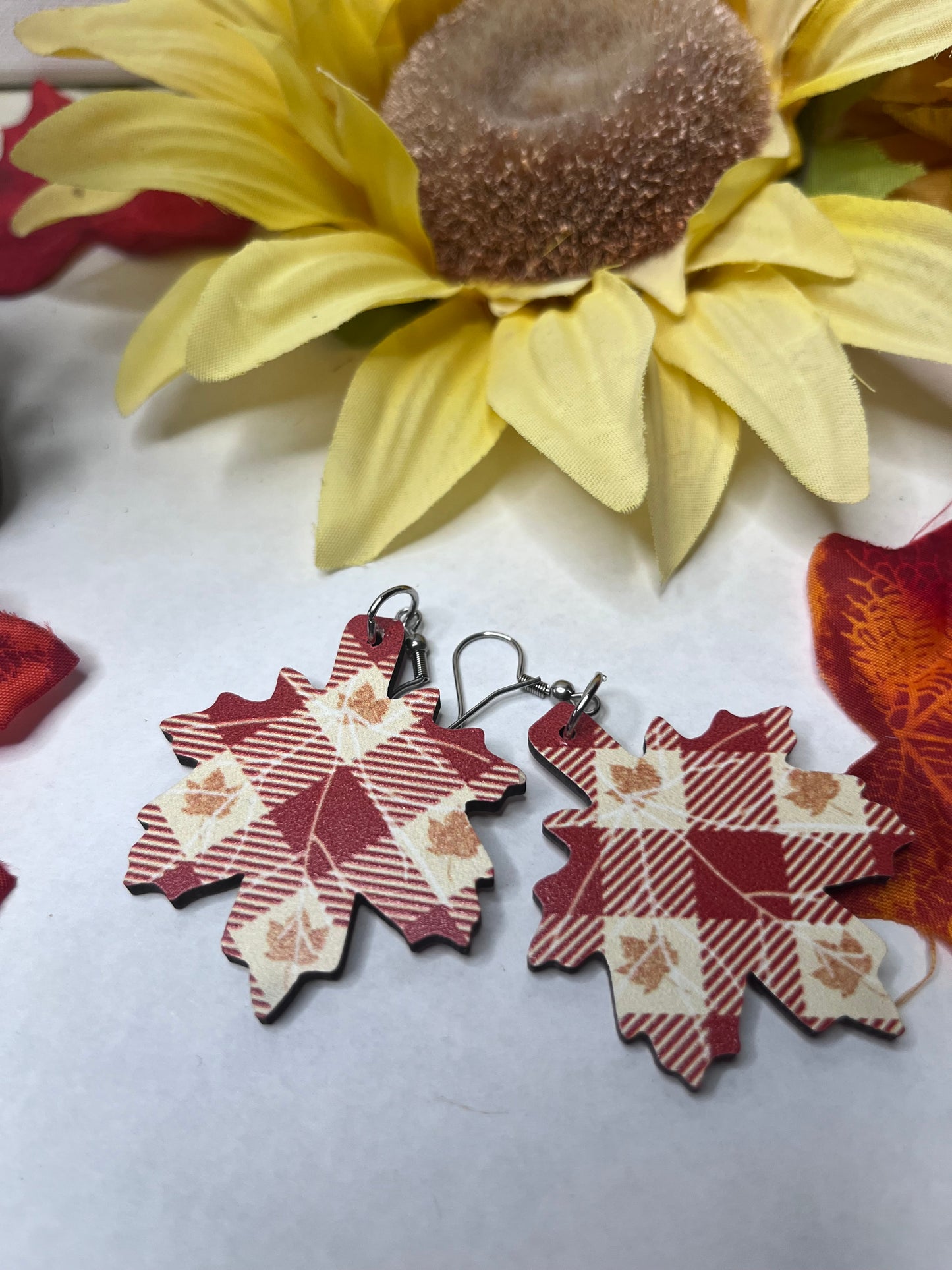Fun Plaid Leaves