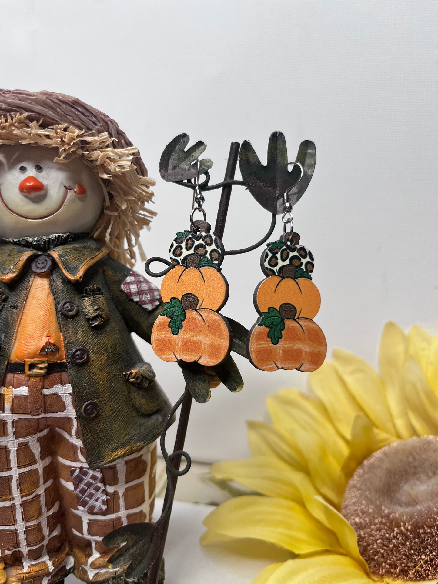 Cute Plaid & Leopard Pumpkin Stack