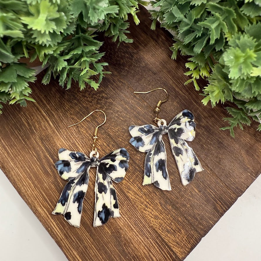 Adorable Bow Lightweight Earrings - 5 Variations