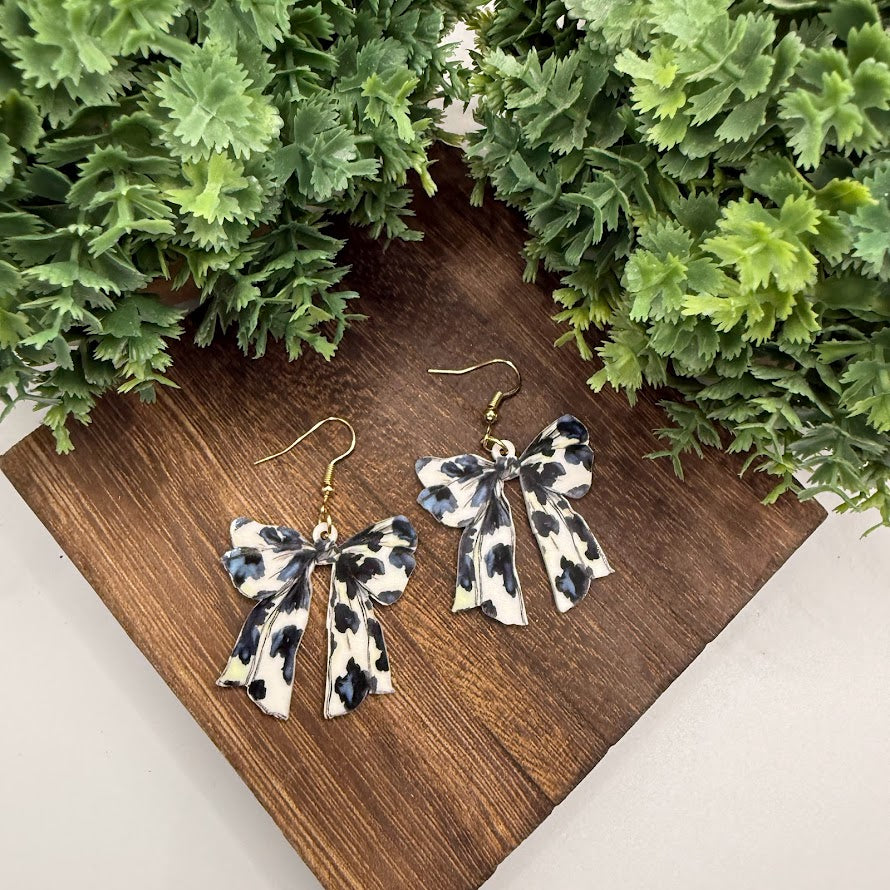 Adorable Bow Lightweight Earrings - 5 Variations