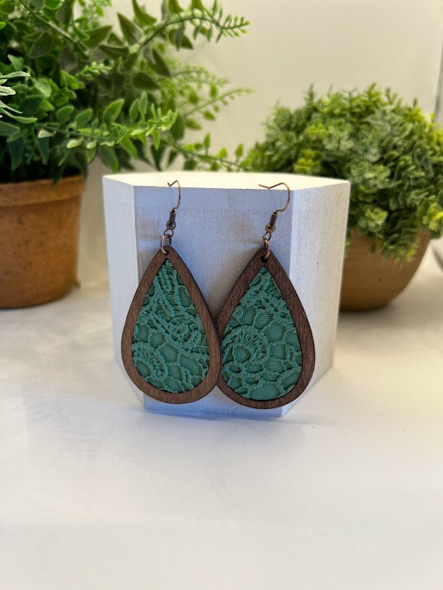 Chic Green Lace Wood Earrings